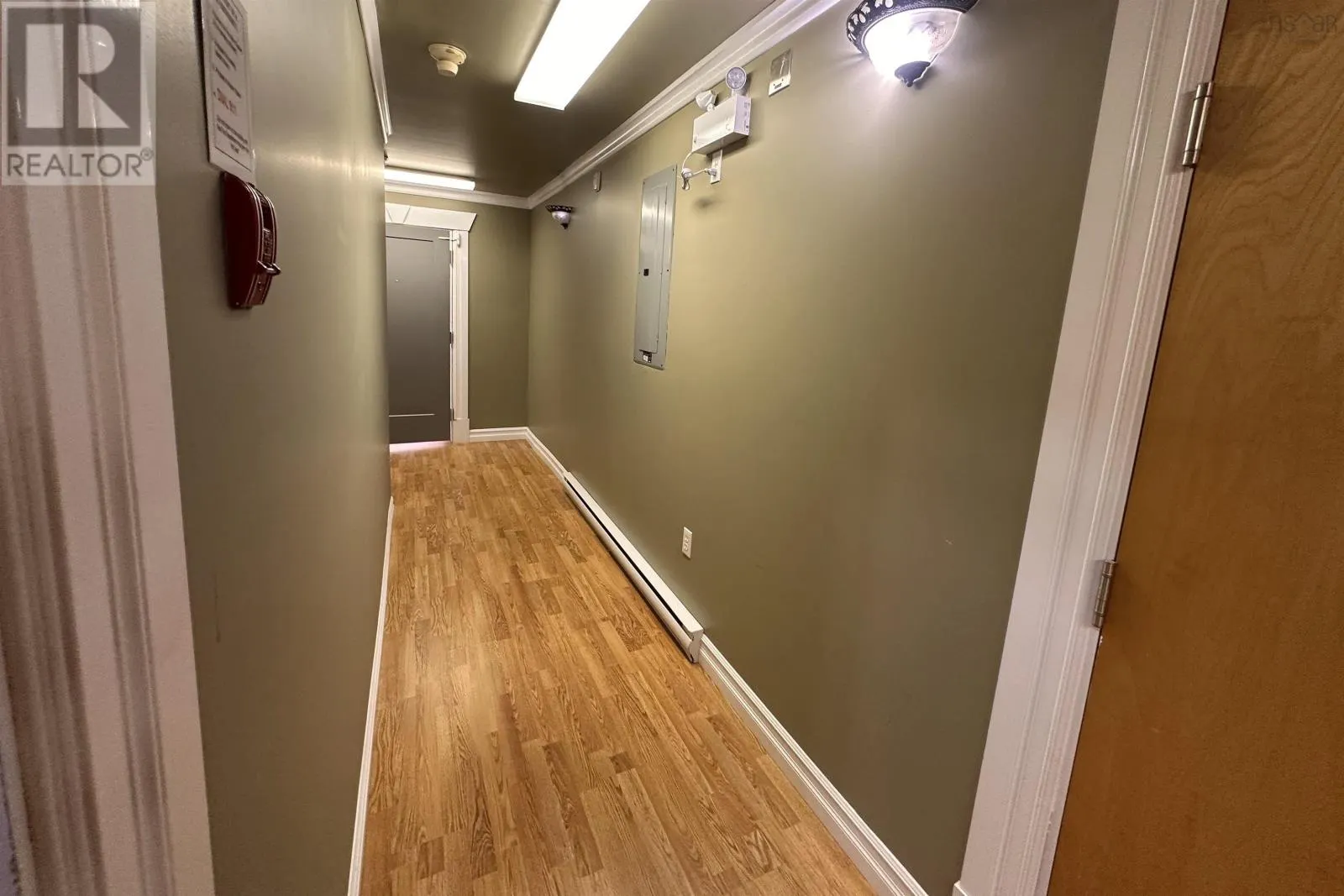11 Churchill Street|98 Dufferin Street