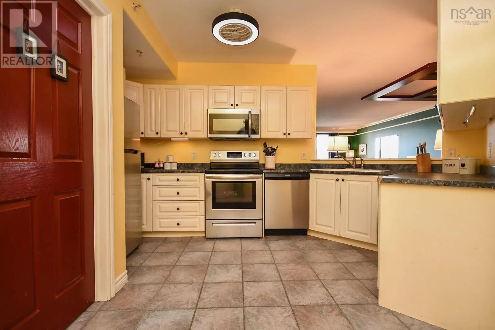 202 50 Waterfront Drive