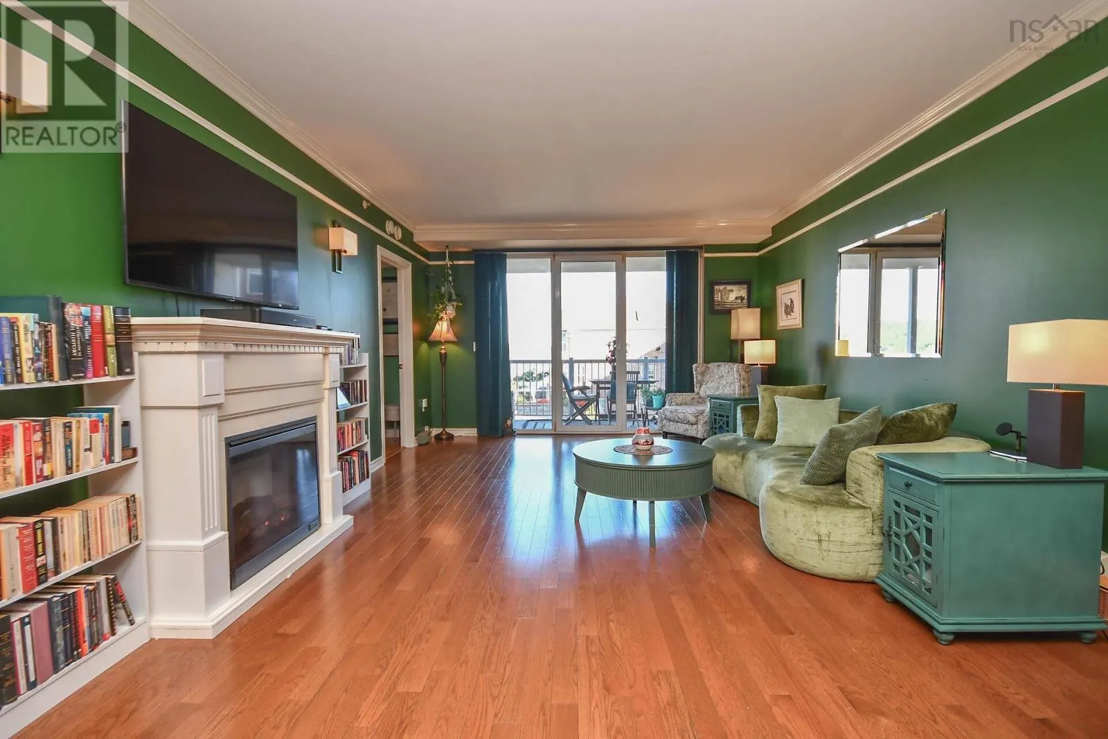 202 50 Waterfront Drive