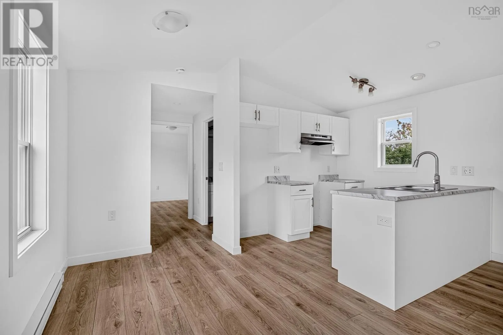 38 Pleasant Hill