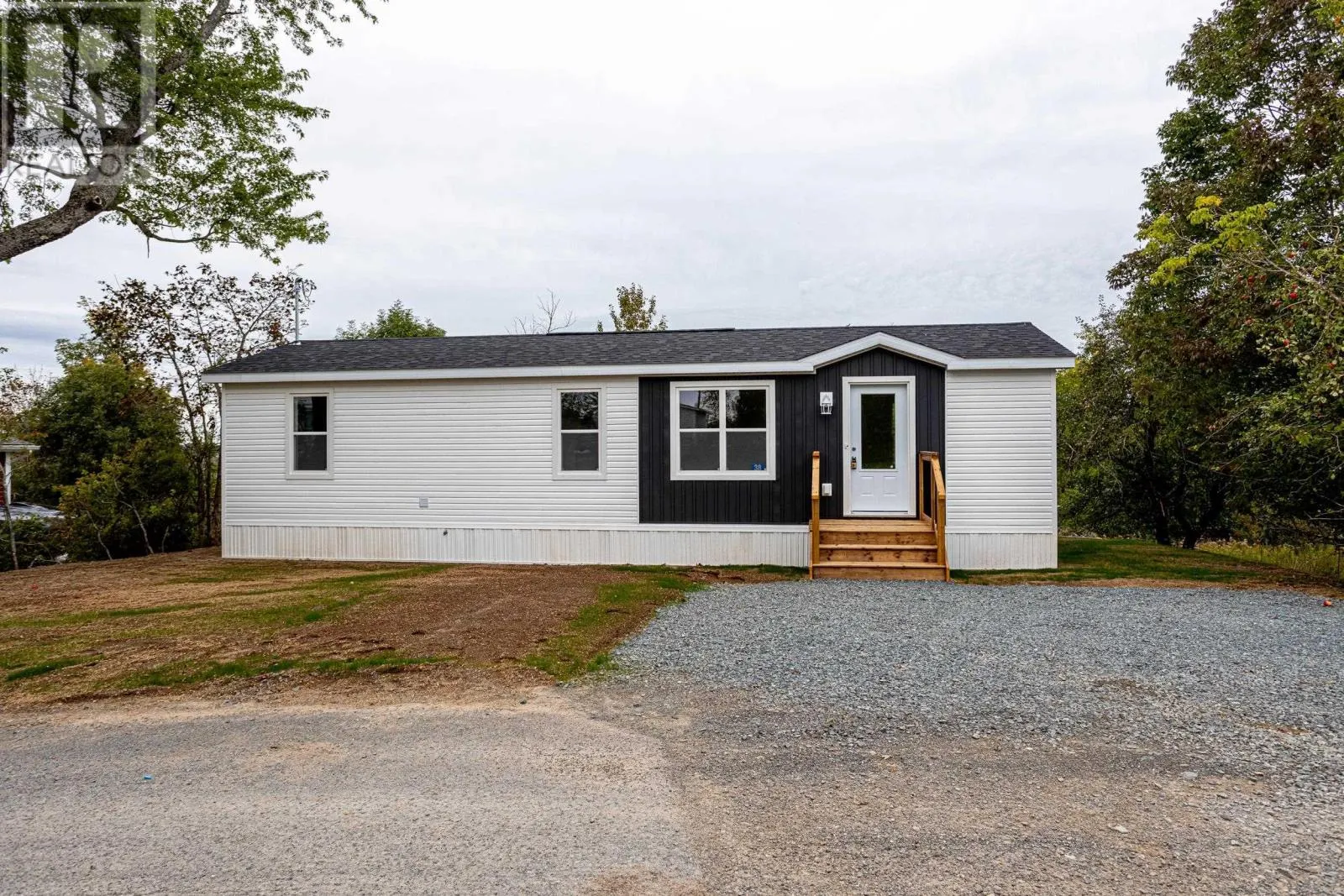 38 Pleasant Hill