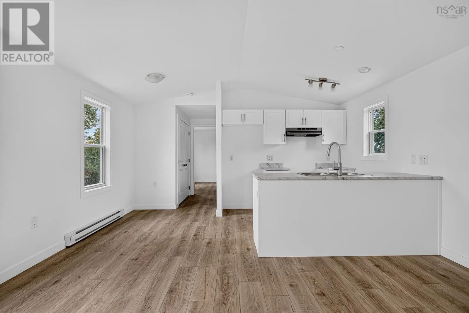 38 Pleasant Hill