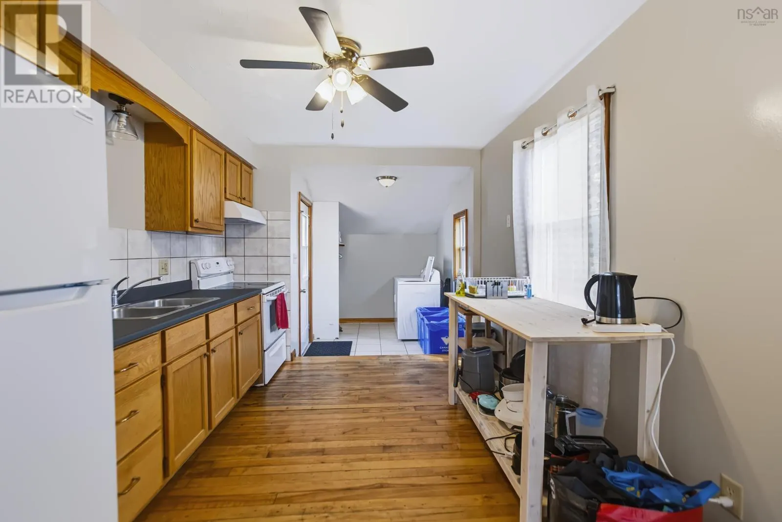 17 East Pleasant Street