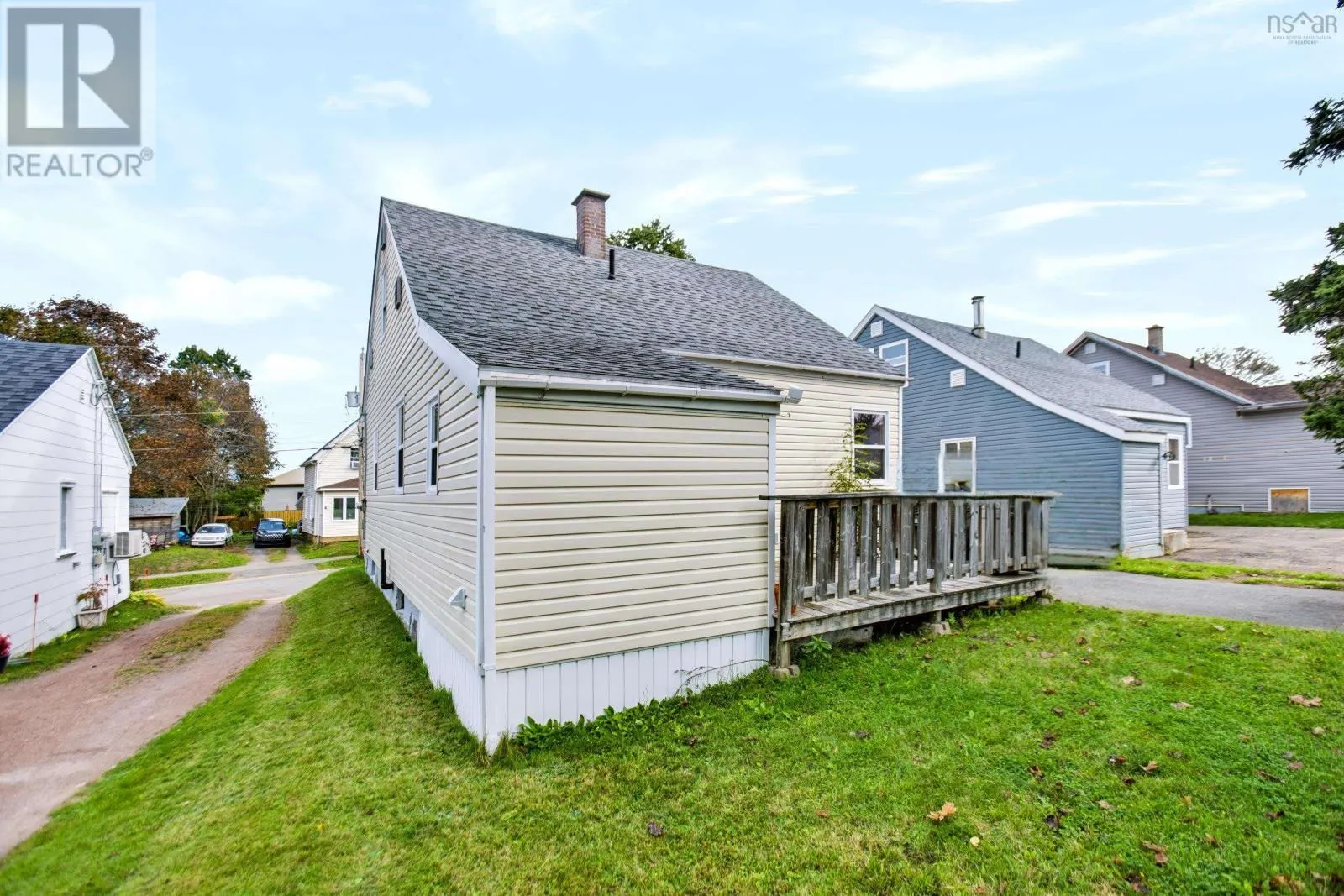 17 East Pleasant Street