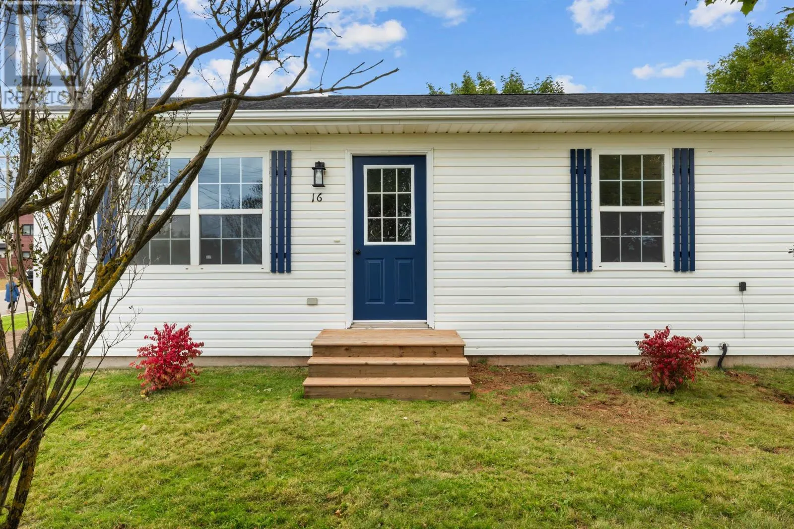 16 Kingston Road
