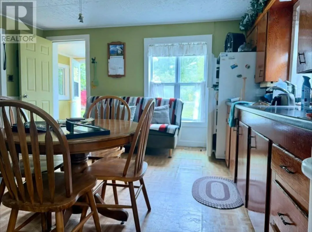 921 Upper River John Road