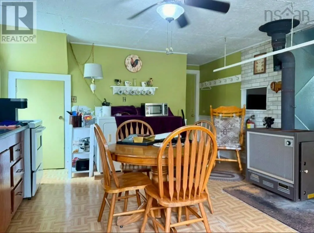 921 Upper River John Road