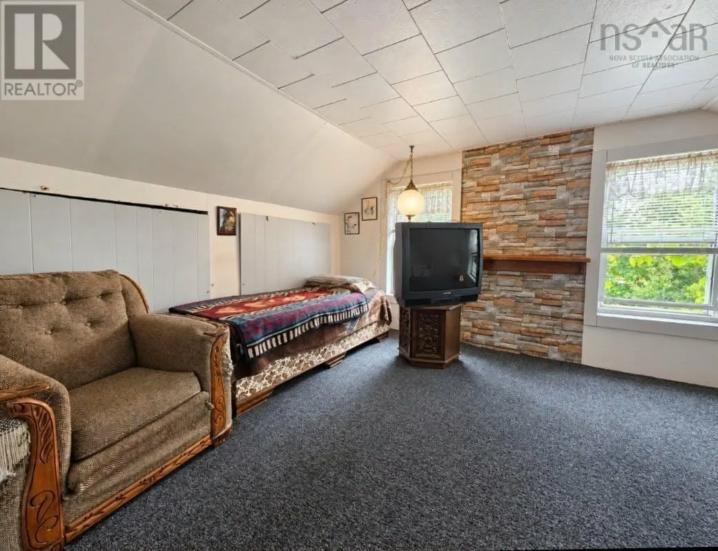 921 Upper River John Road