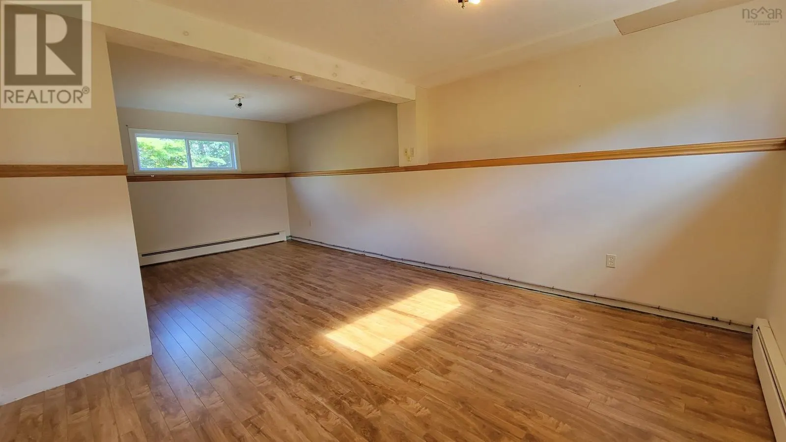 33 Coles Road