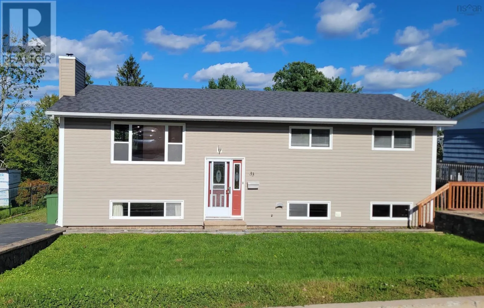 33 Coles Road