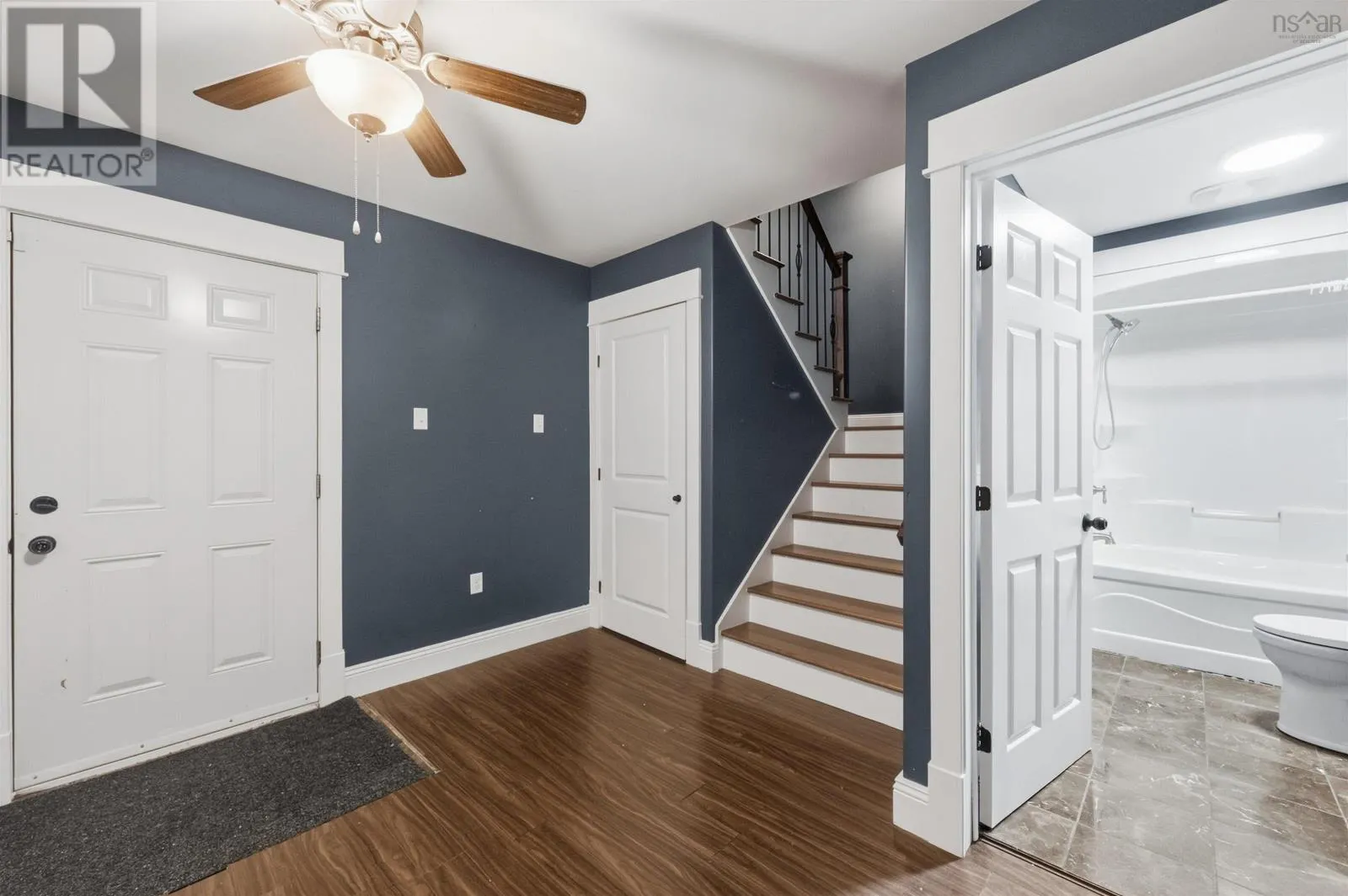 1523 White Hills Run