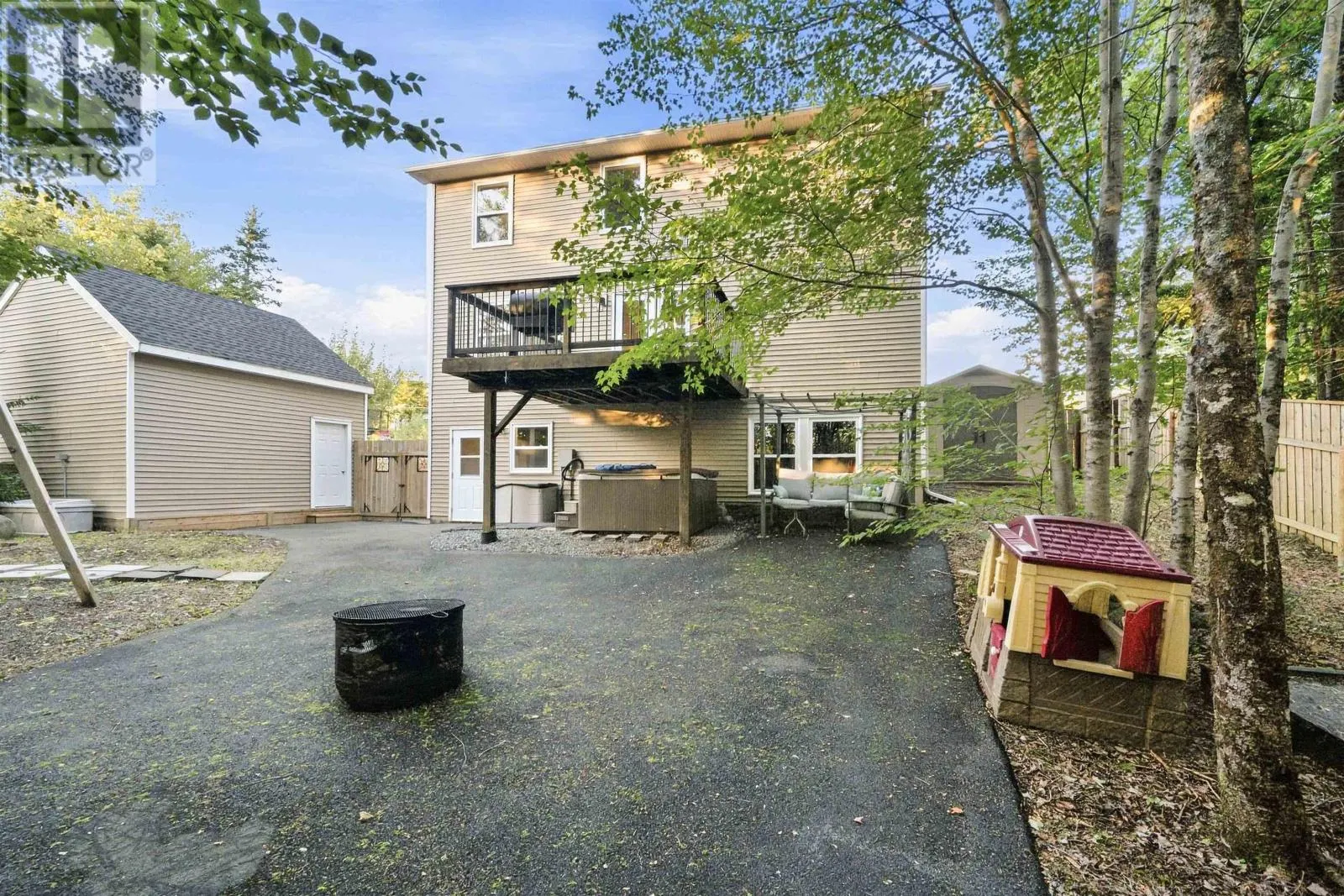 1523 White Hills Run