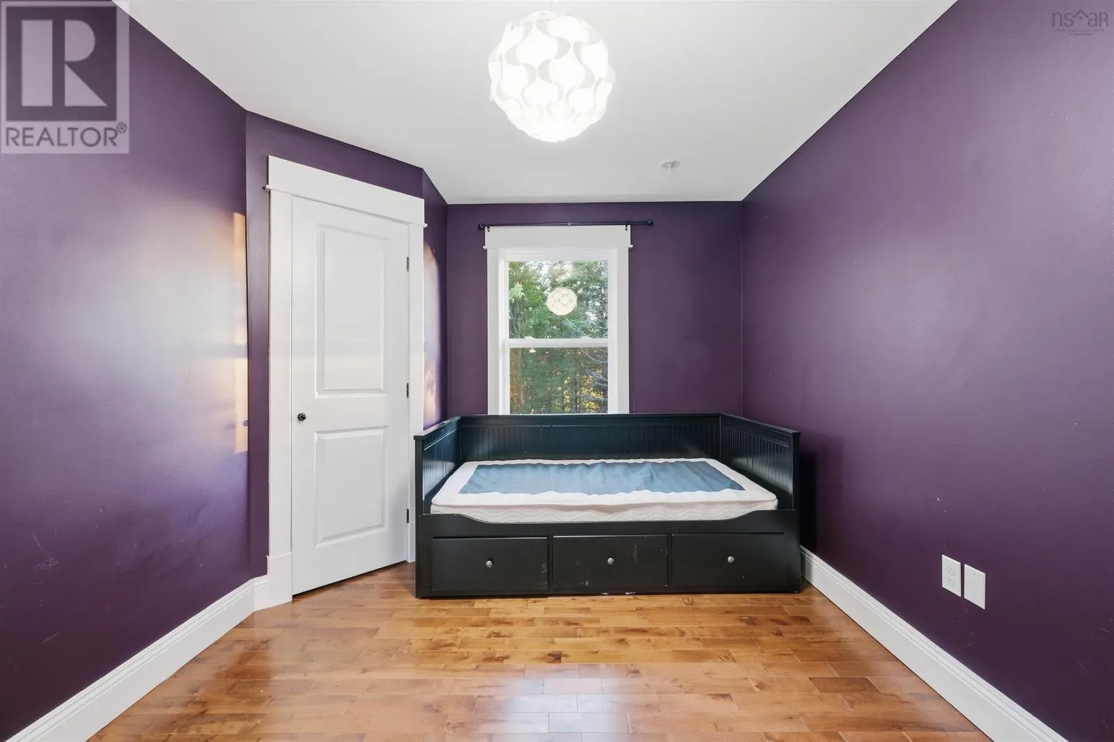 1523 White Hills Run