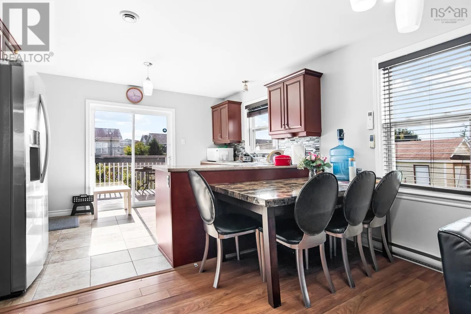4 Takouhie Court