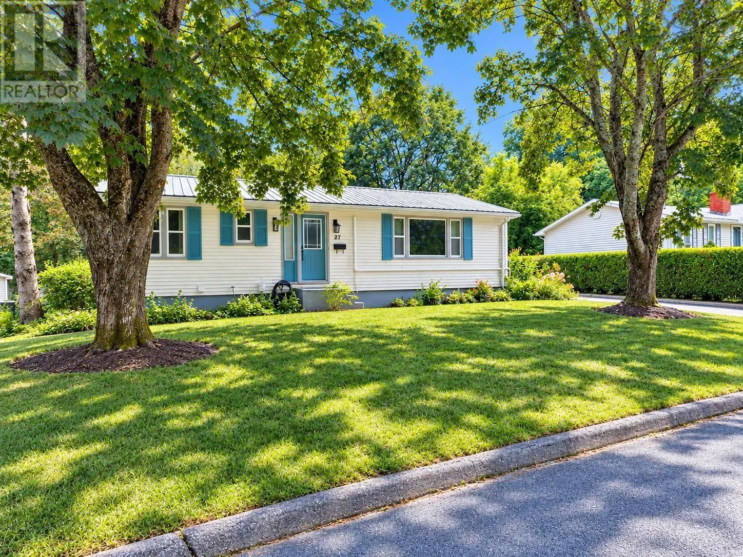 27 Smith Avenue