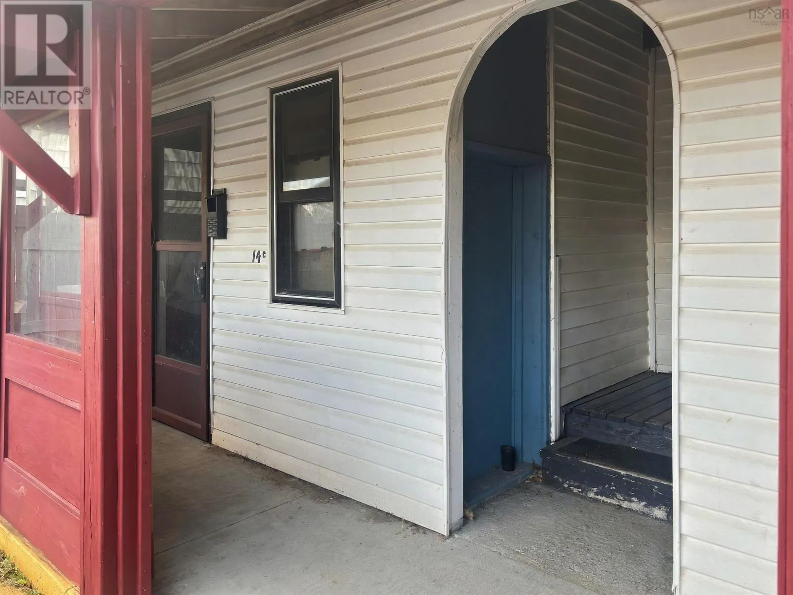 14 Spring Street