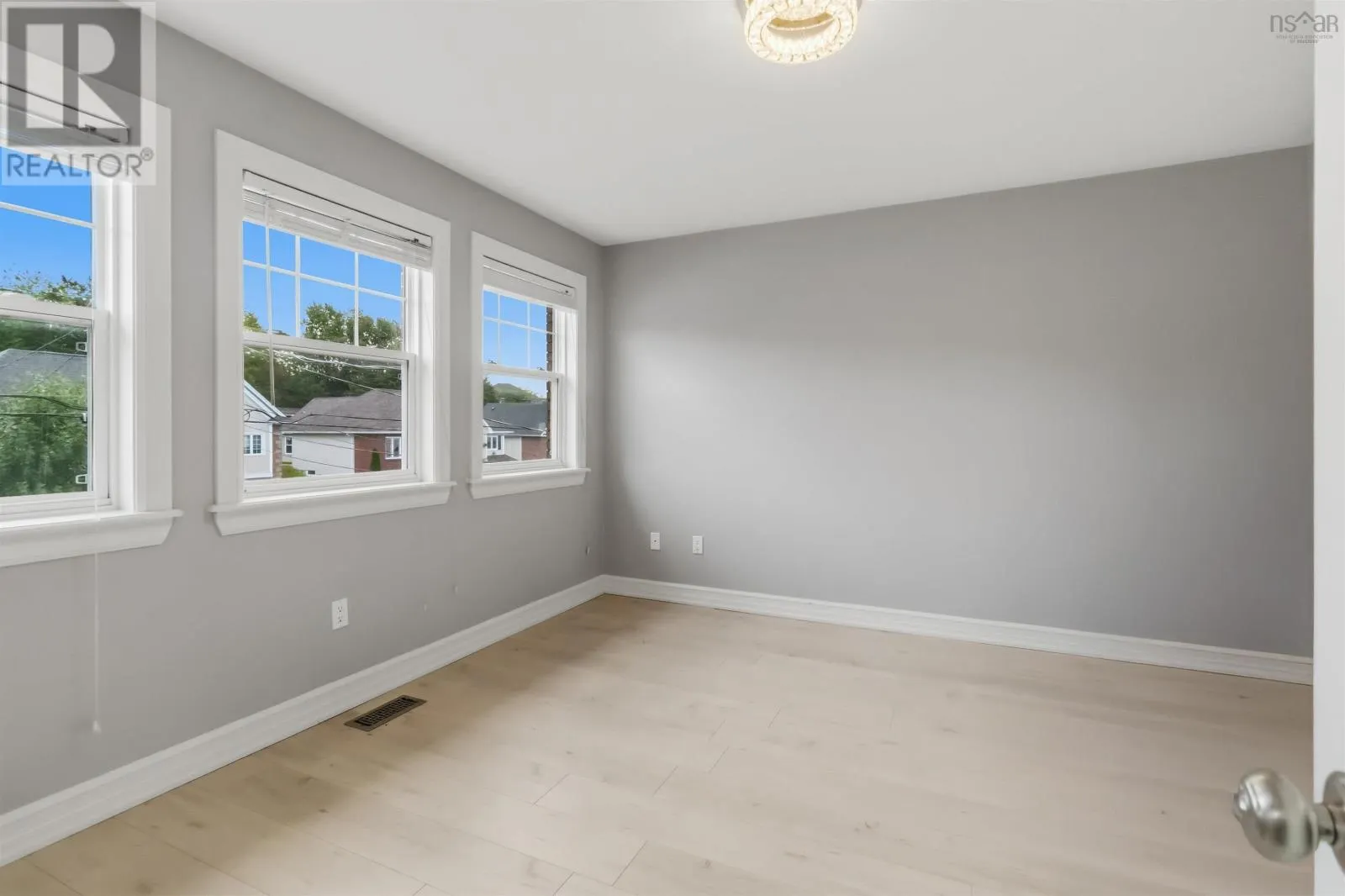 118 Summer Field Way