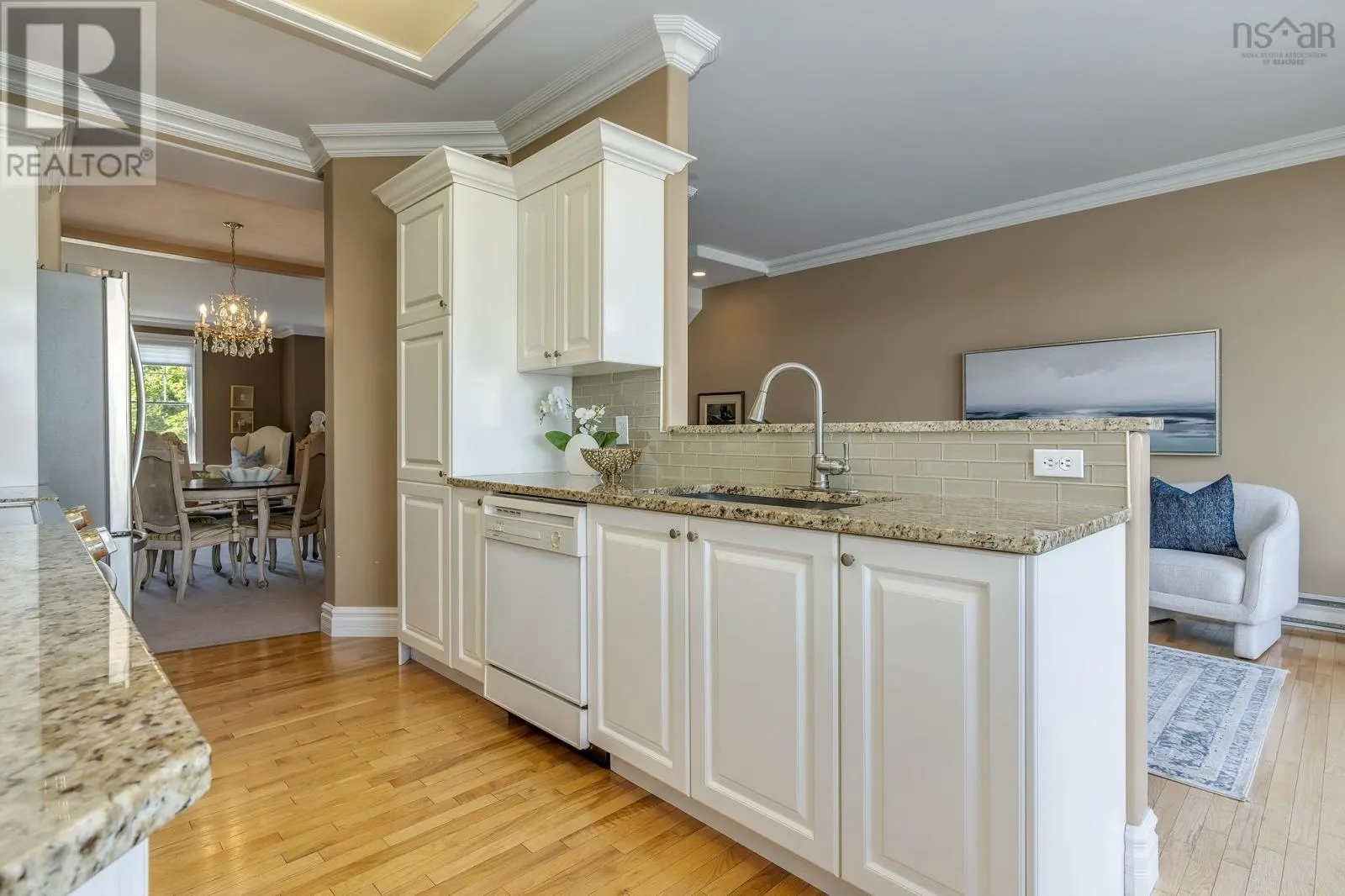 5 Arthur Lismer Court