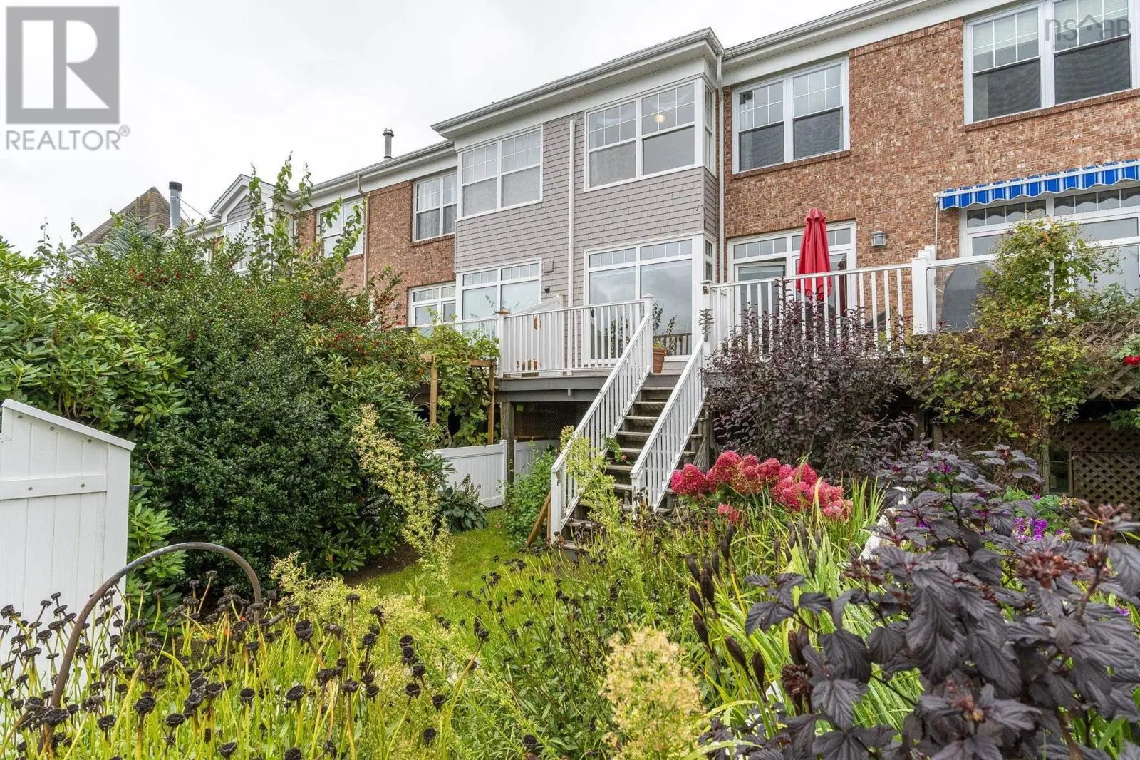 5 Arthur Lismer Court