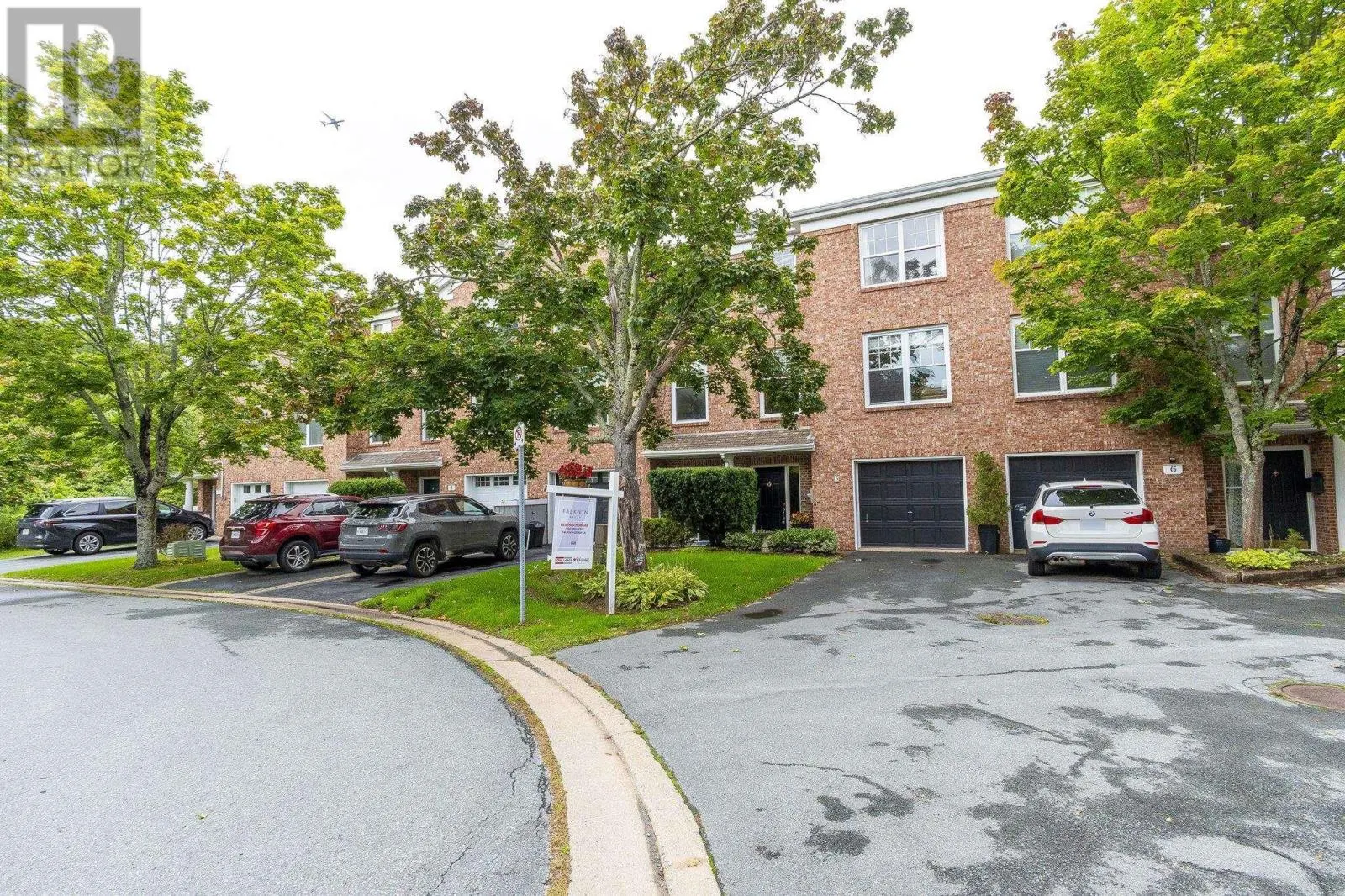 5 Arthur Lismer Court