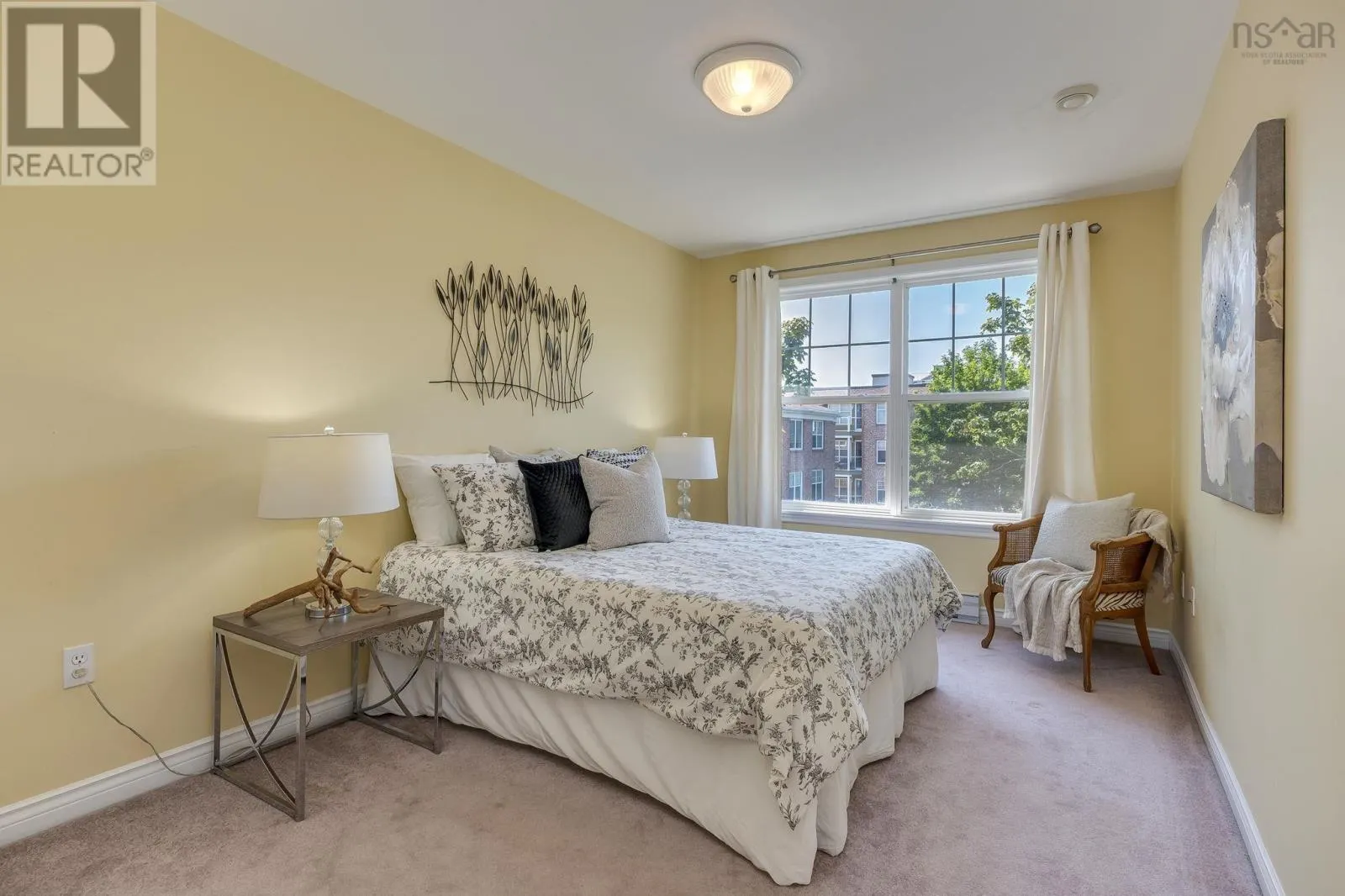 5 Arthur Lismer Court