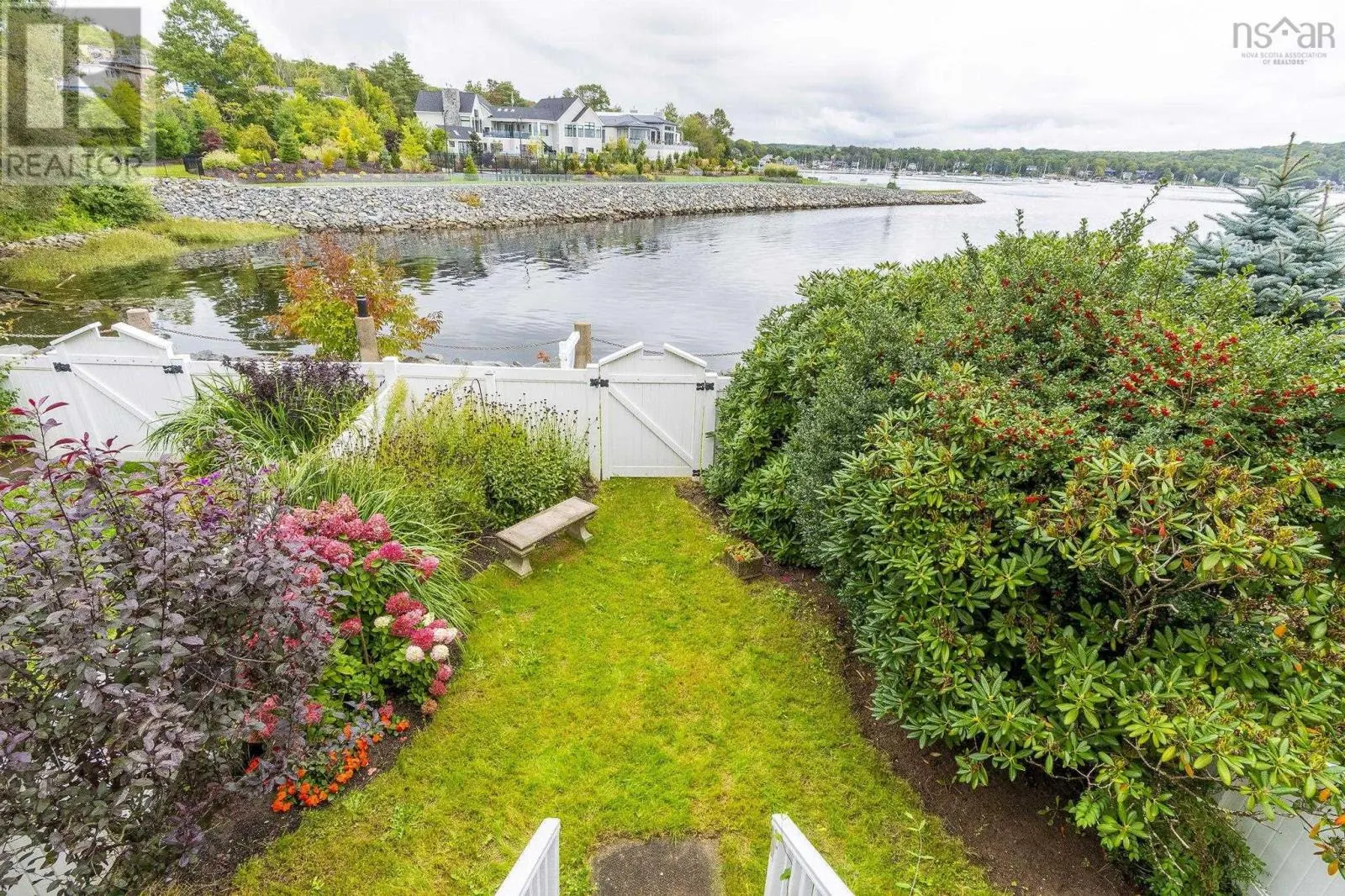 5 Arthur Lismer Court