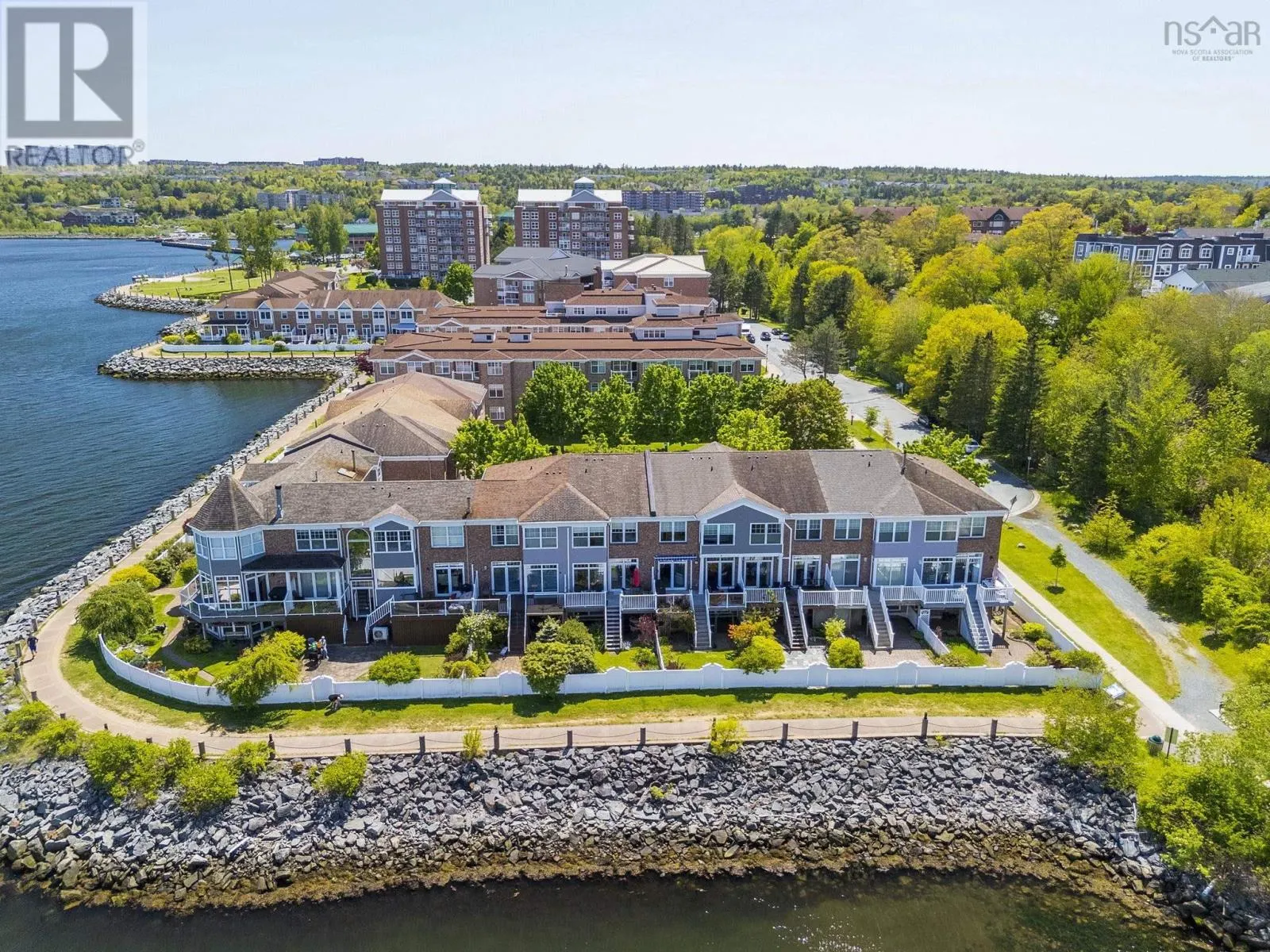 5 Arthur Lismer Court