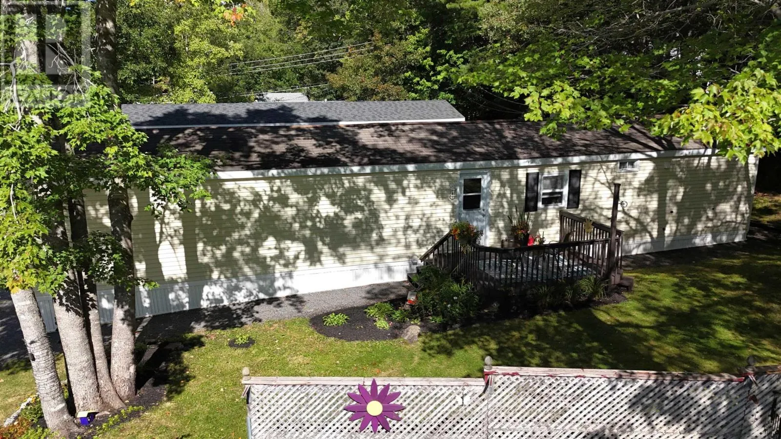 33 Spring Crescent