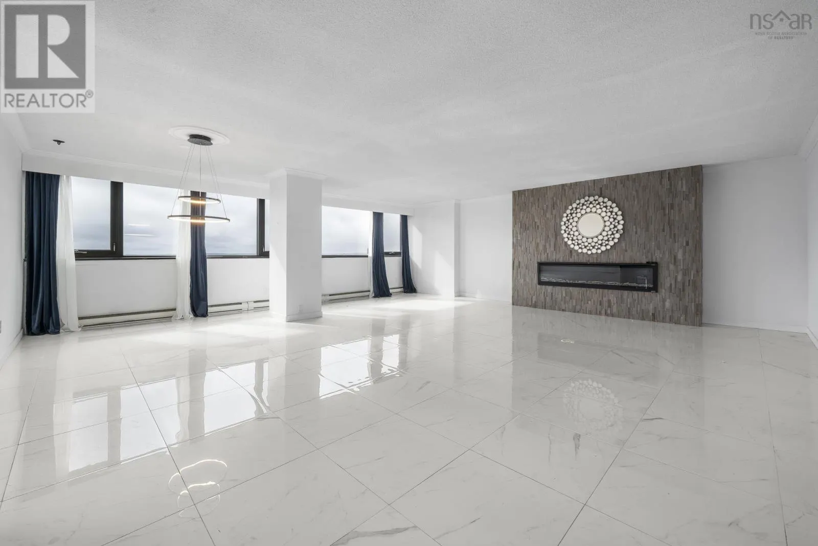 PH101 5959 Spring Garden Road