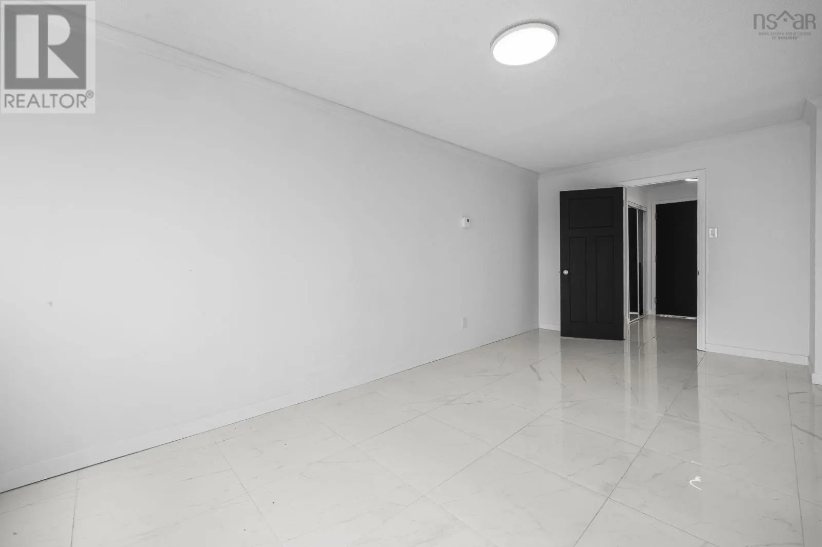 PH101 5959 Spring Garden Road