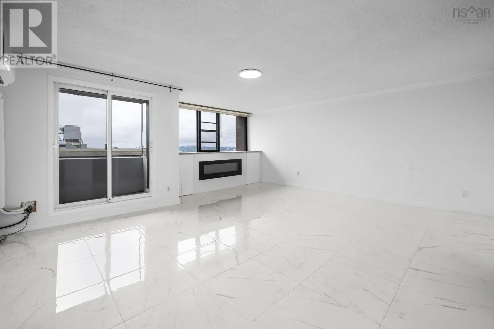 PH101 5959 Spring Garden Road