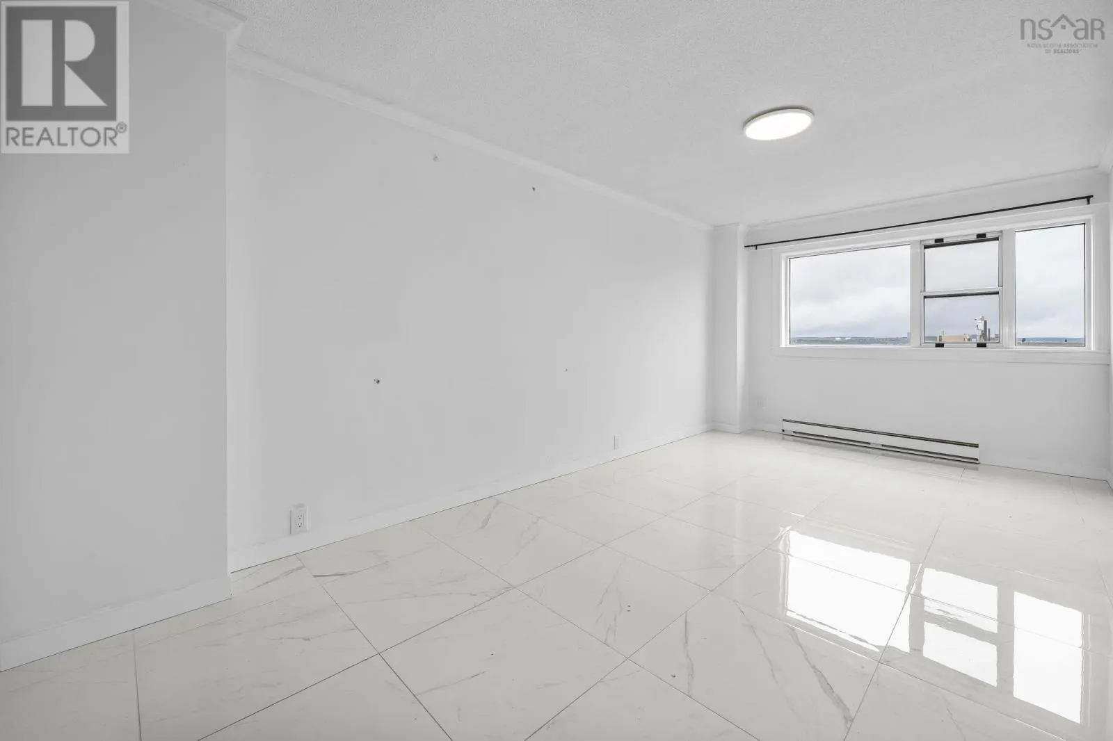 PH101 5959 Spring Garden Road