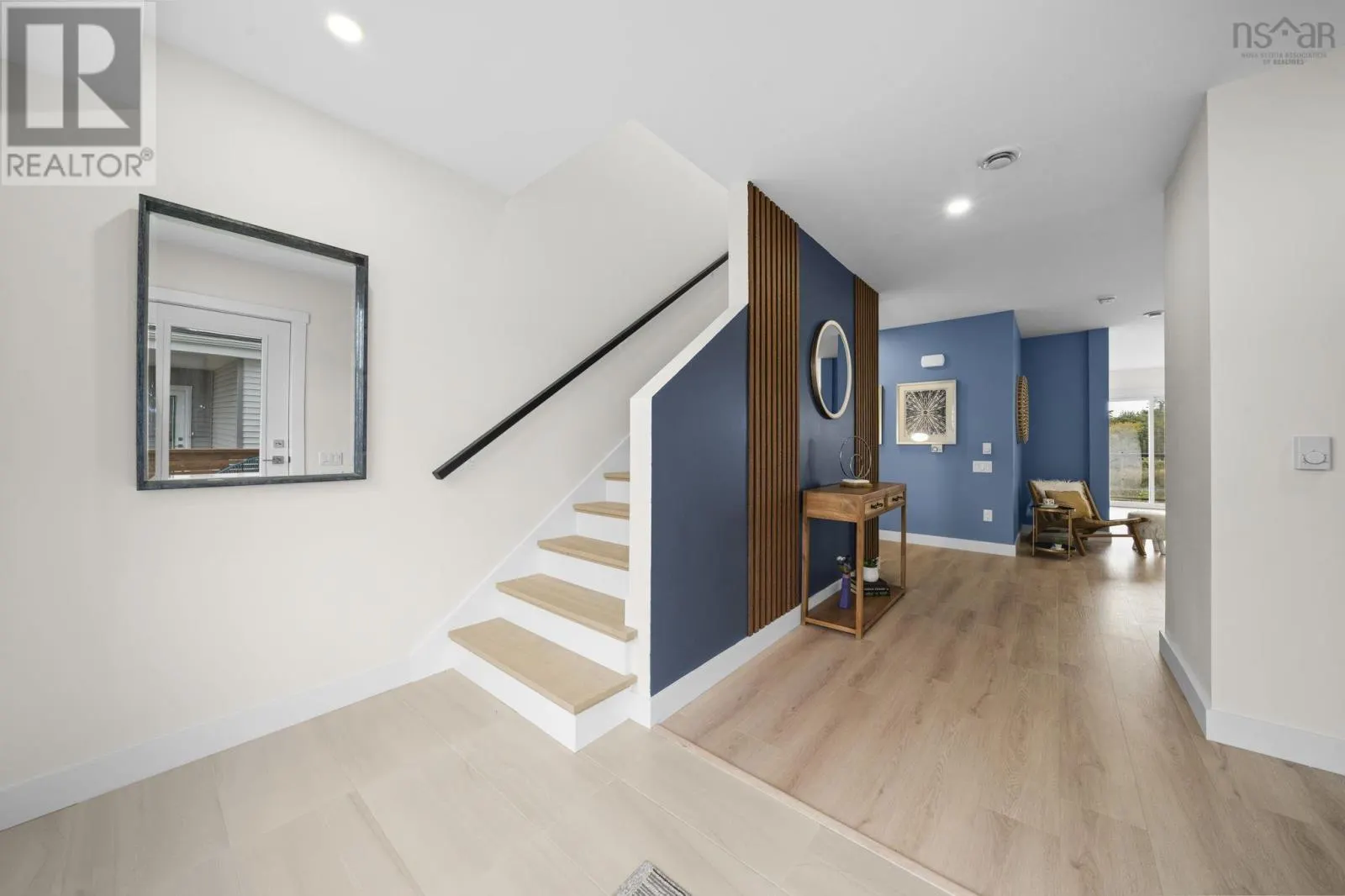 32 Berm Street