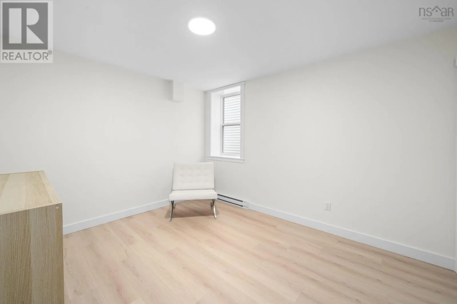 32 Berm Street