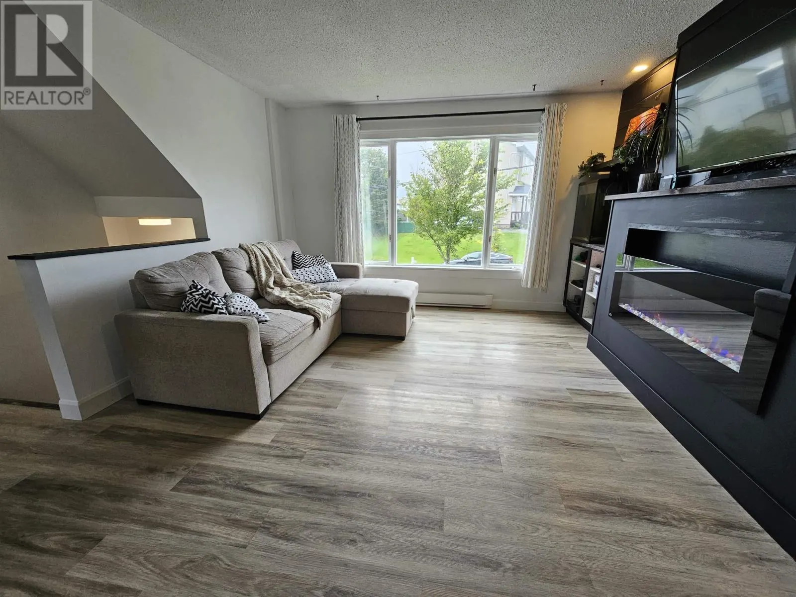 114 Romkey Drive