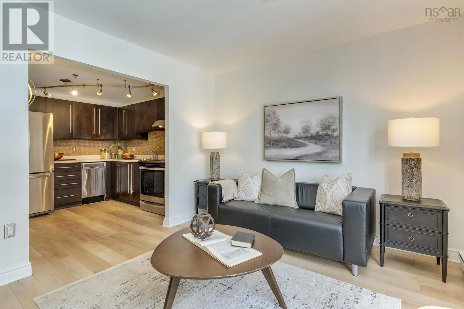 603 1454 Dresden Row
