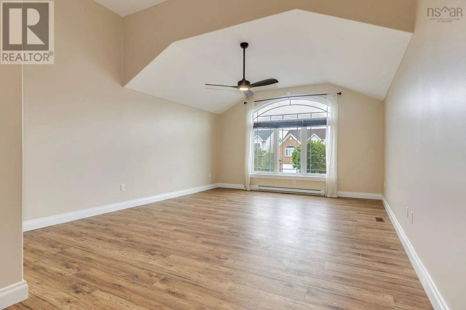 33 Haystead Ridge