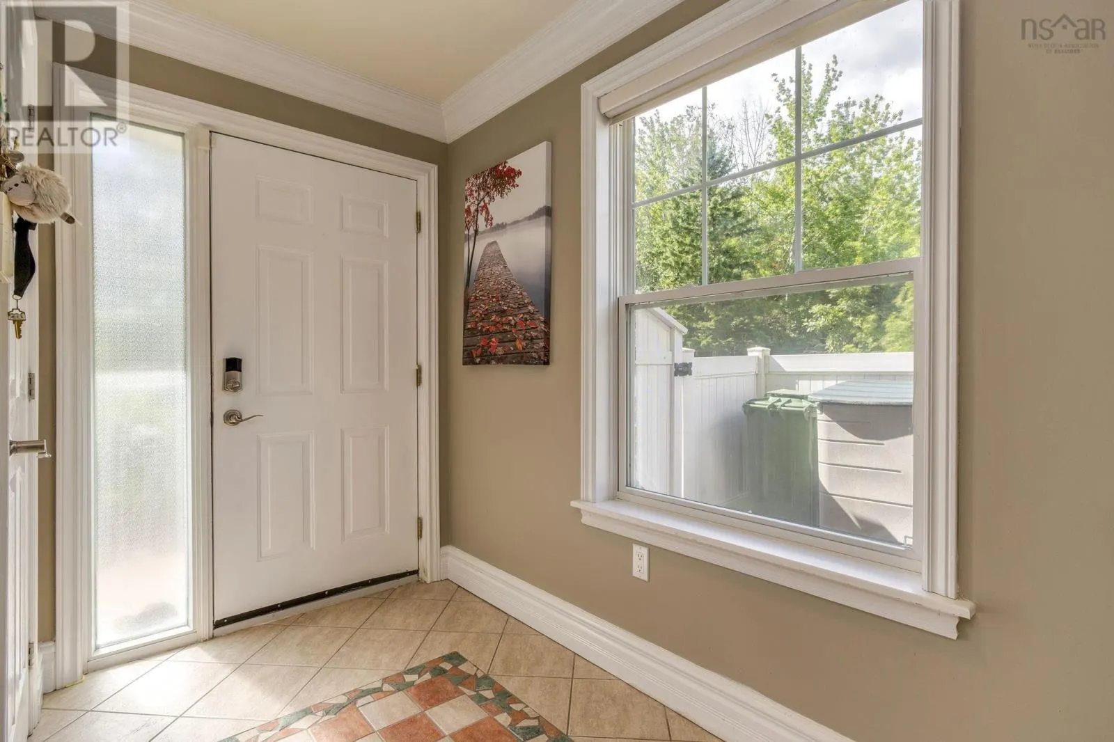 1 Arthur Lismer Court