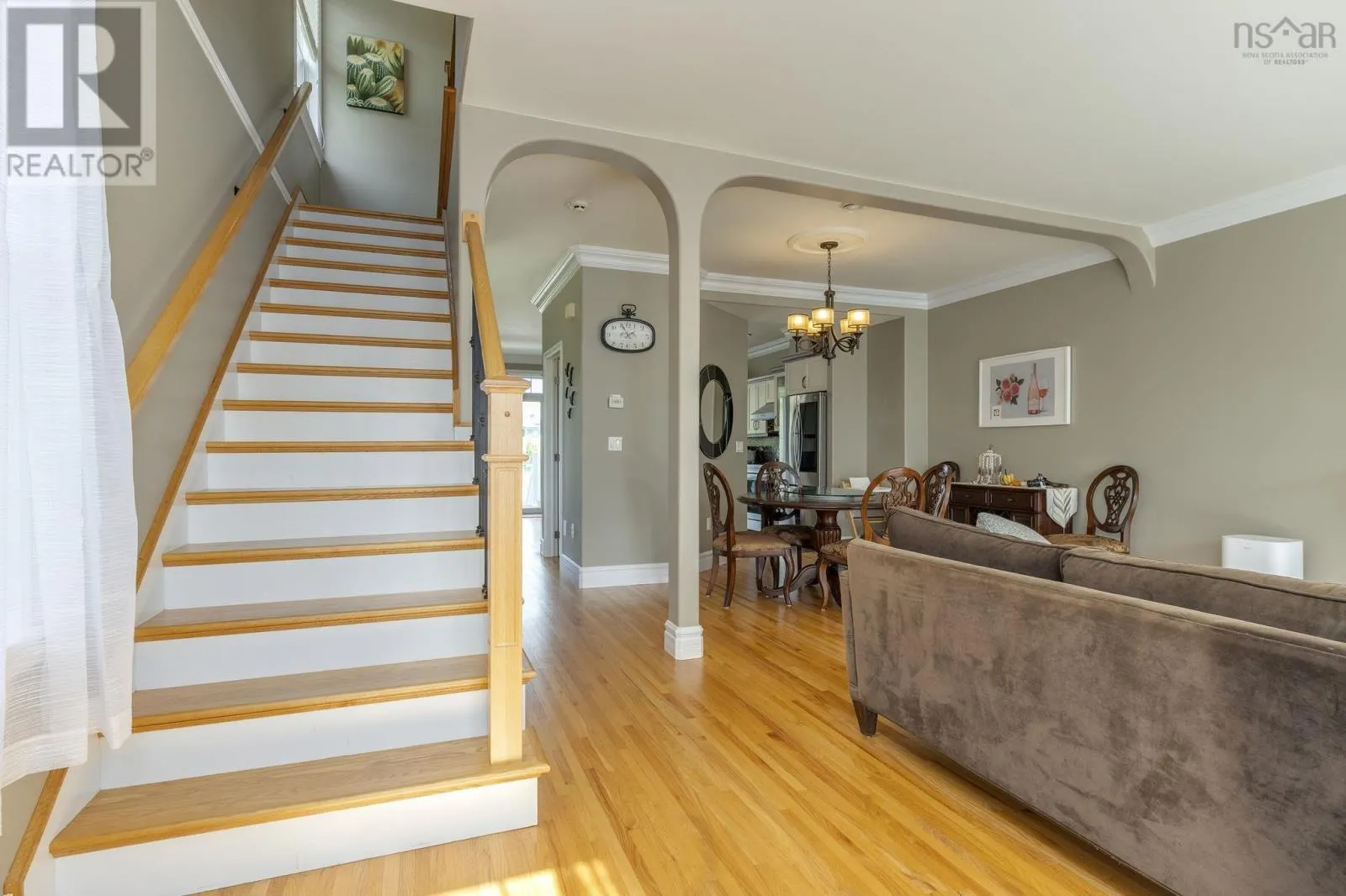 1 Arthur Lismer Court