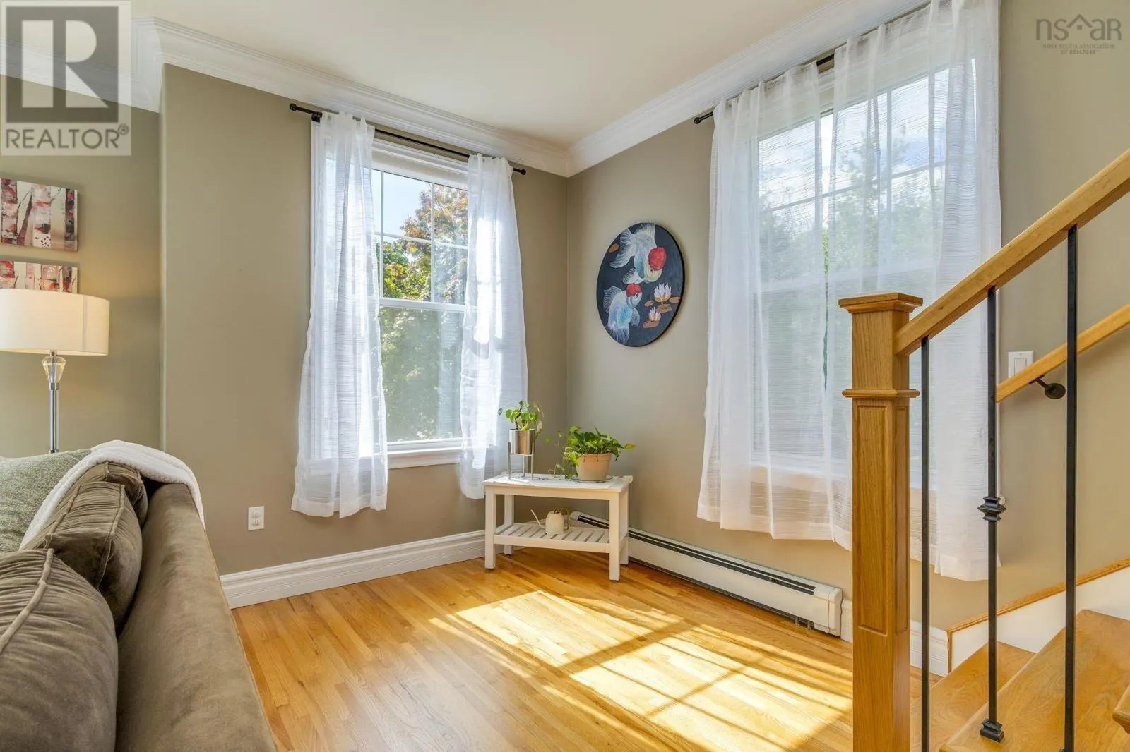 1 Arthur Lismer Court