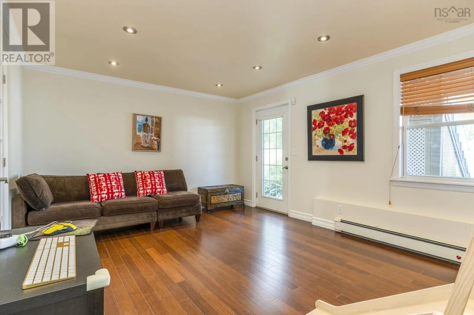 1 Arthur Lismer Court