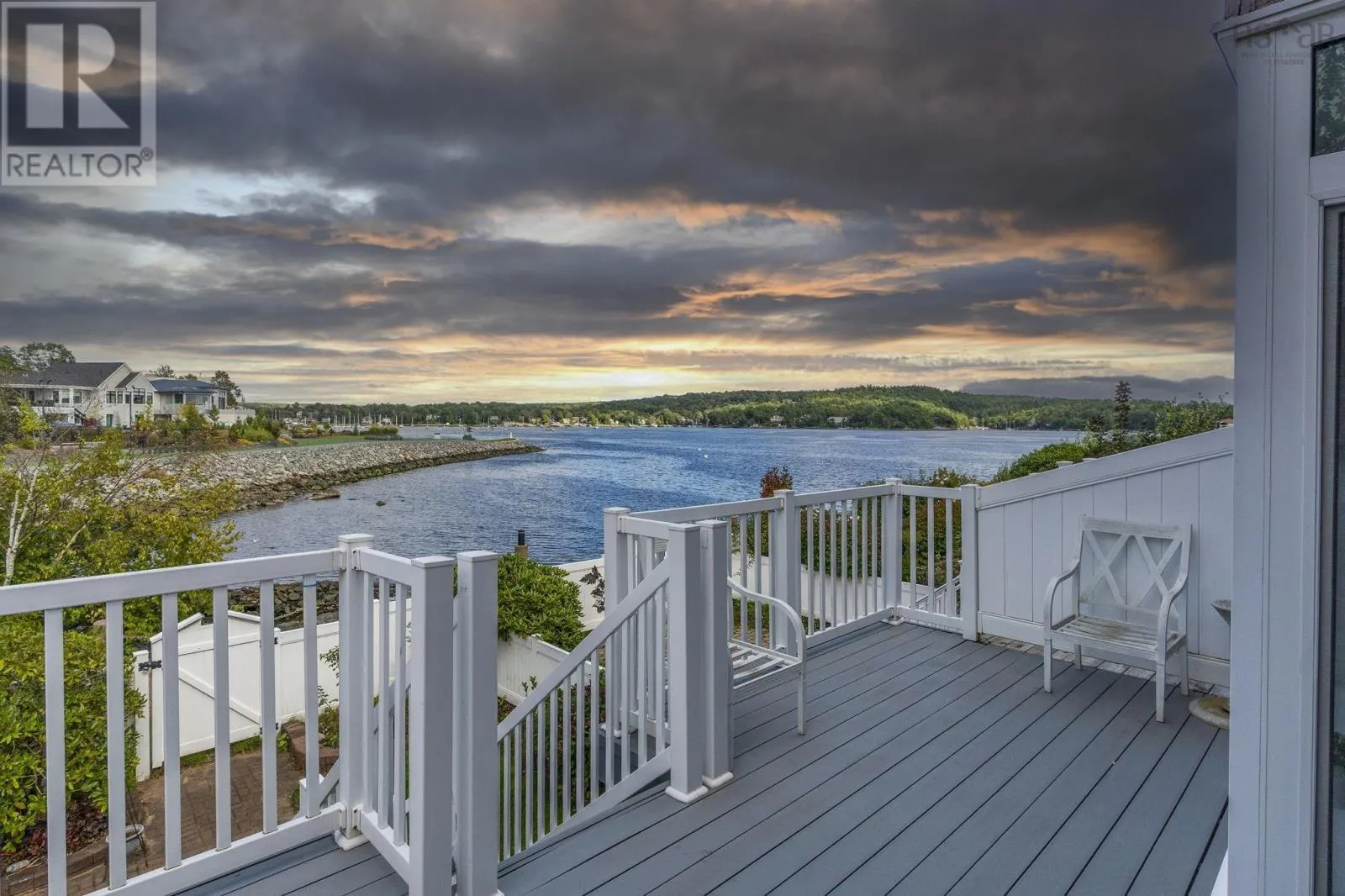 1 Arthur Lismer Court