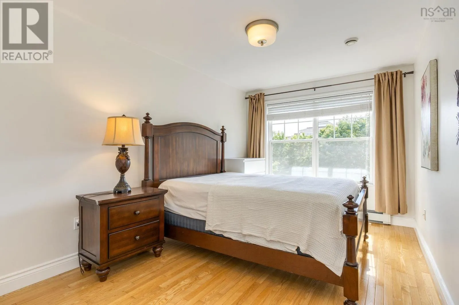 1 Arthur Lismer Court