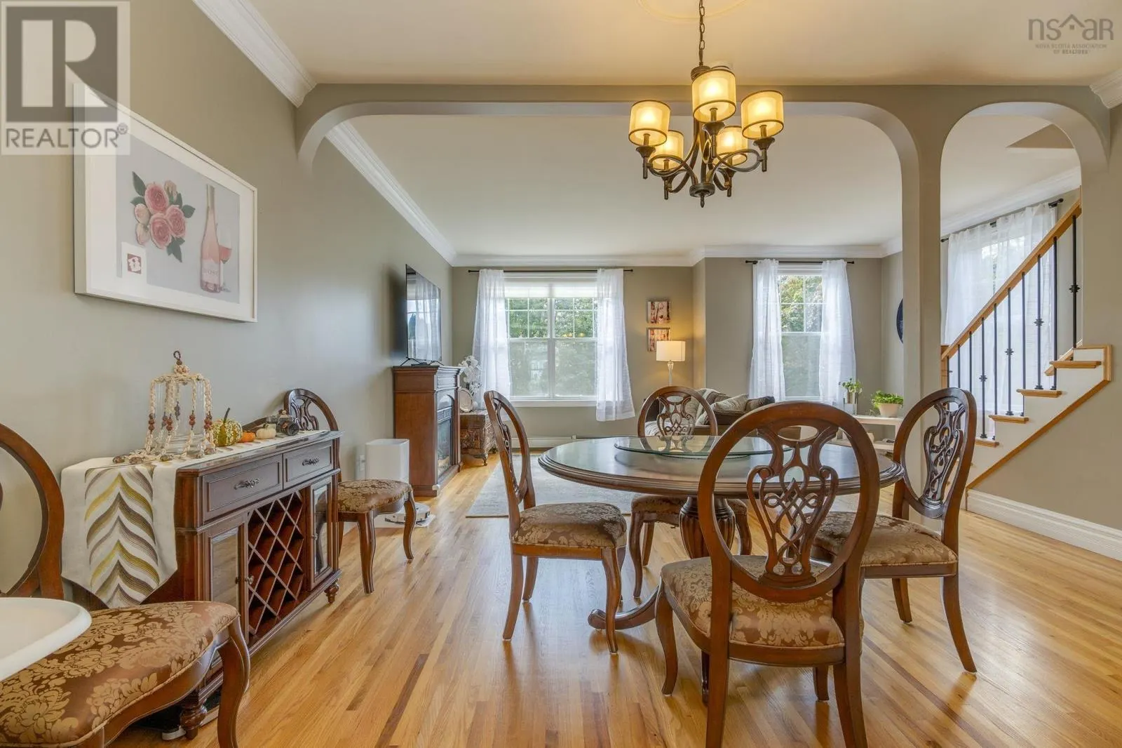 1 Arthur Lismer Court