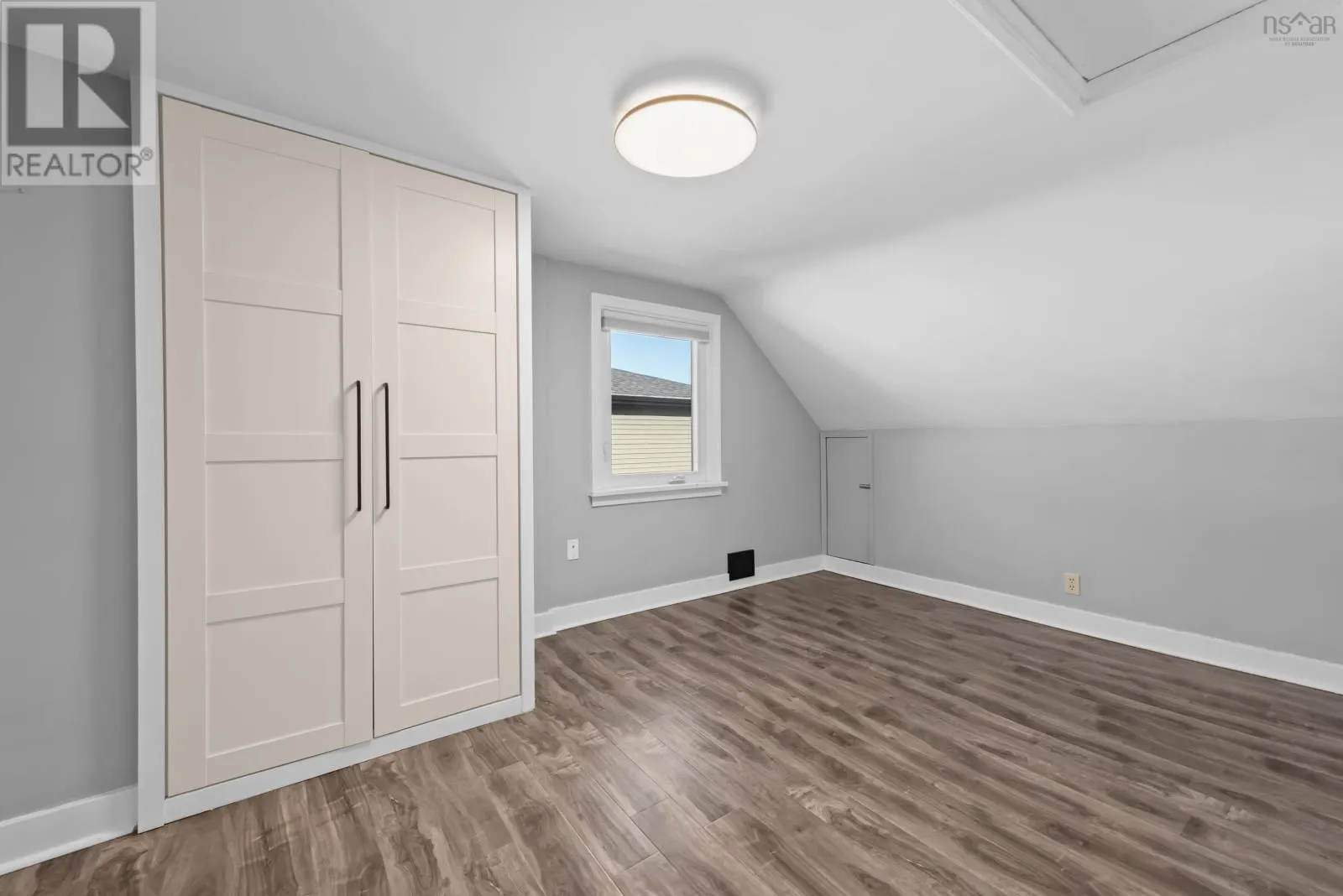 15 Central Avenue