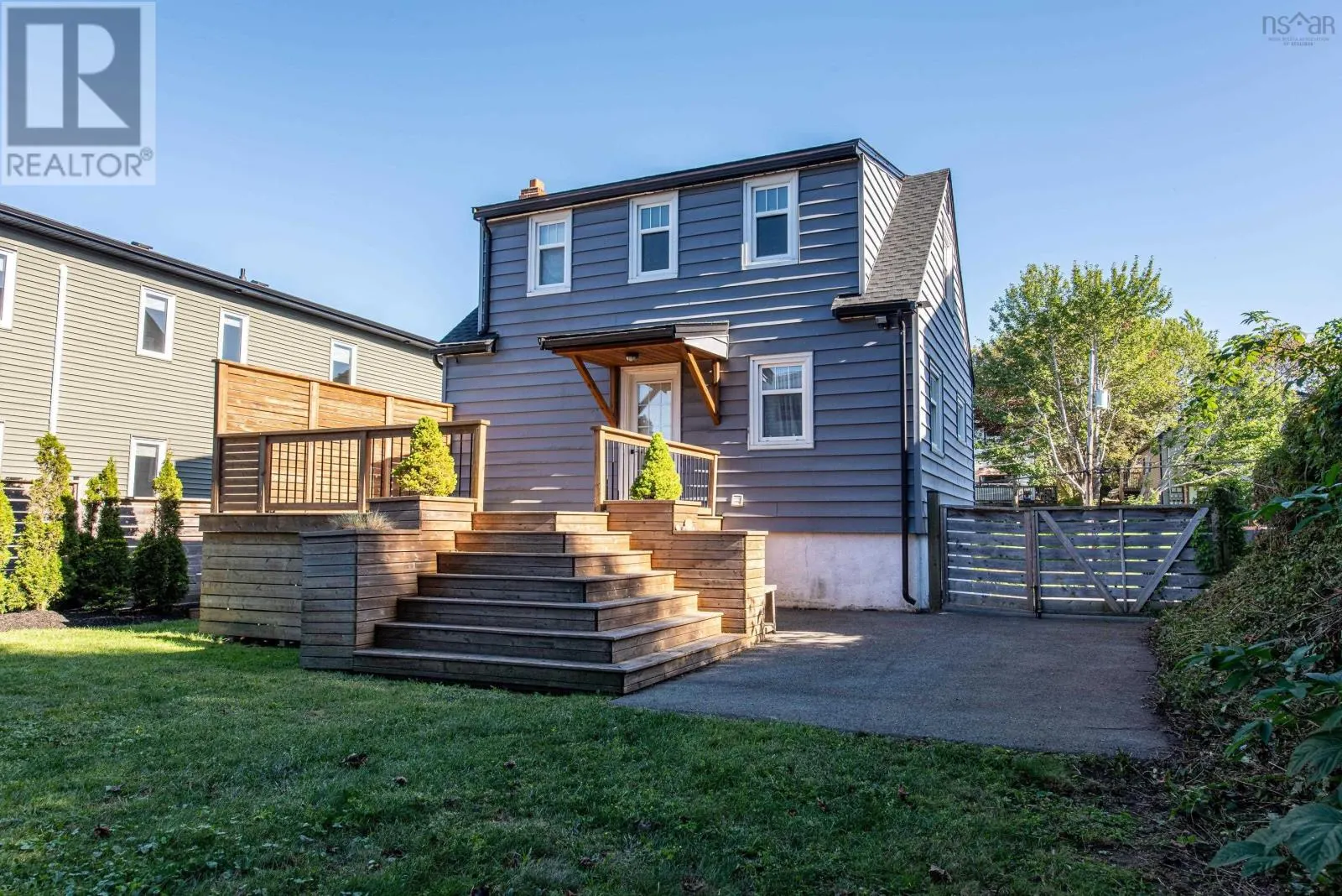 15 Central Avenue