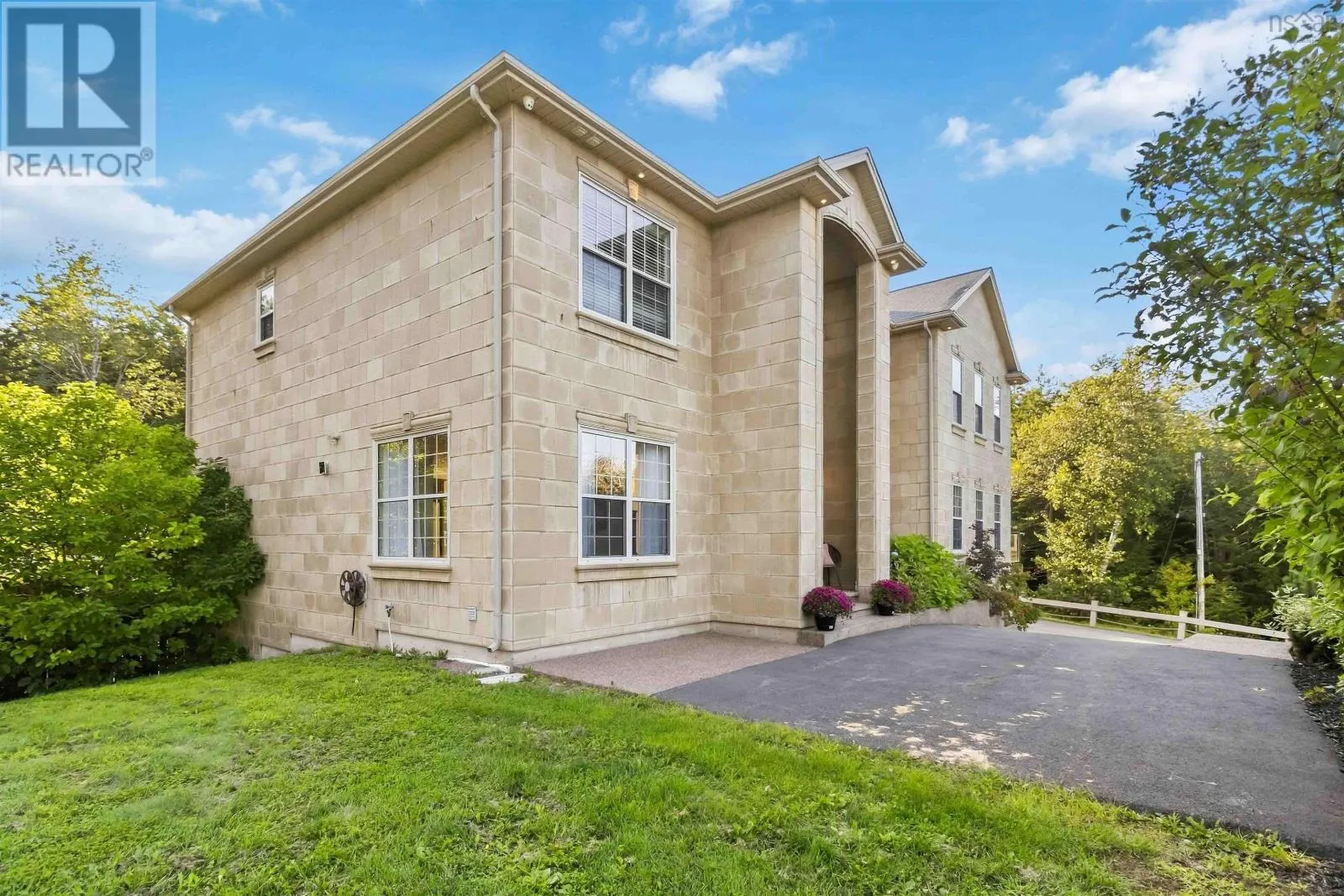 61 Colins Road