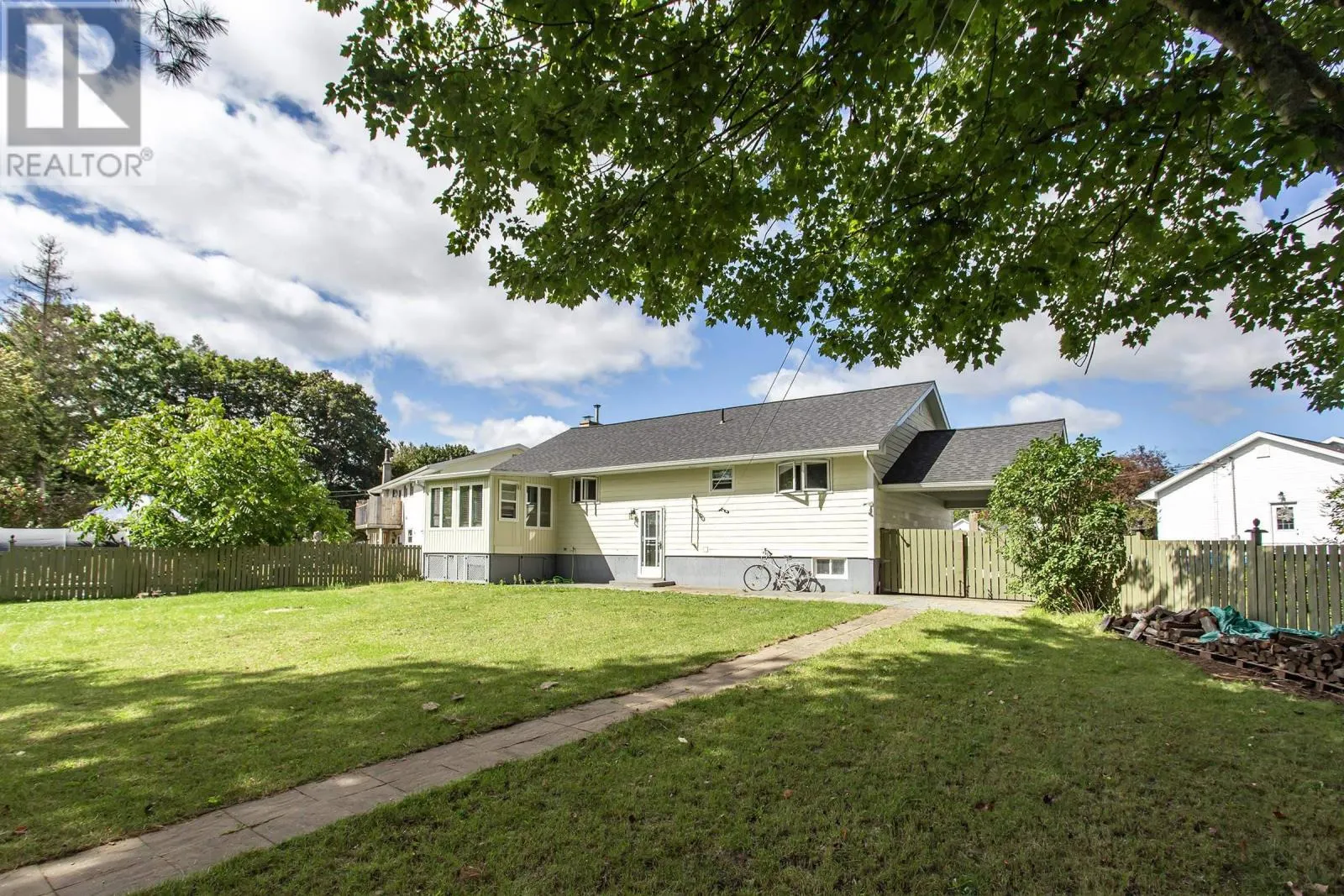2 McKenzie Drive