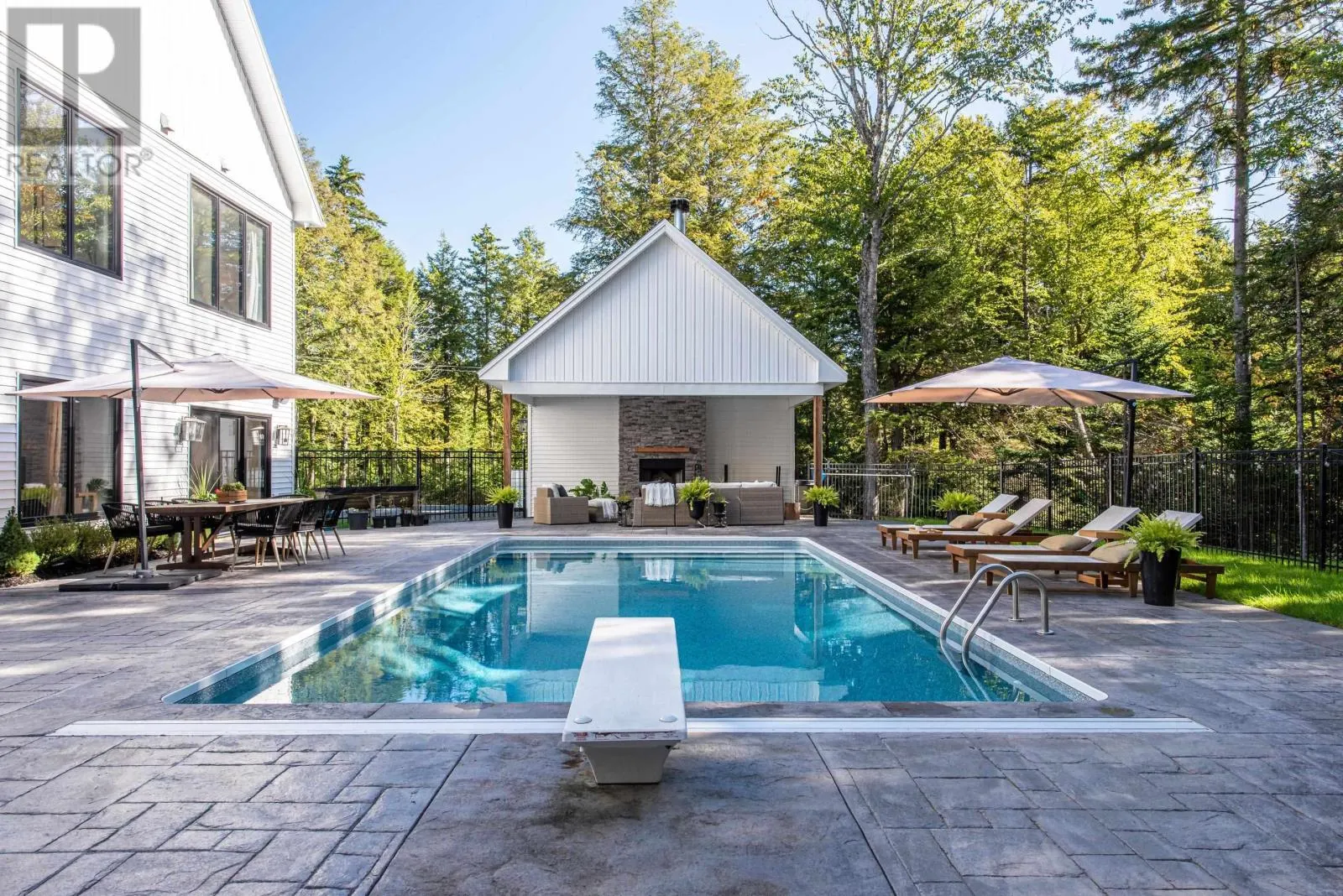 403 Heddas Way