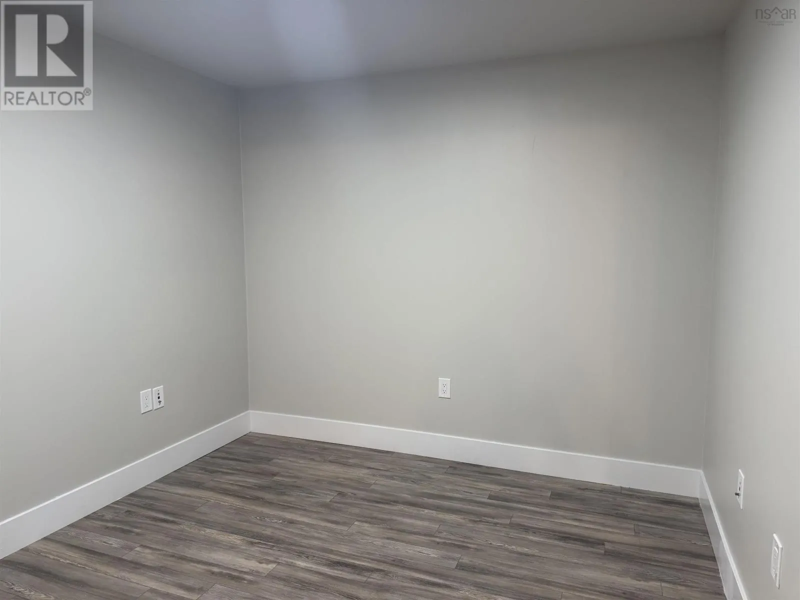 401 15 Kings Wharf Place